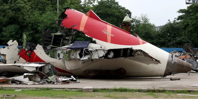 Tragjedia e Air India, ja kush i fiku motorët tre sekonda pas ngritjes, debati mes kapitenit dhe pilotit