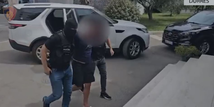 Në kërkim ndërkombëtar për trafik droge, arrestohet 39-vjeçari në Durrës