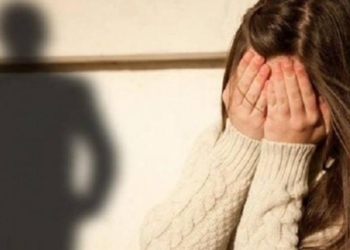 E rëndë në Patos/ Dyshohet se ka kryer marrëdhënie me vajzën e mitur, arrestohet 36-vjeçari