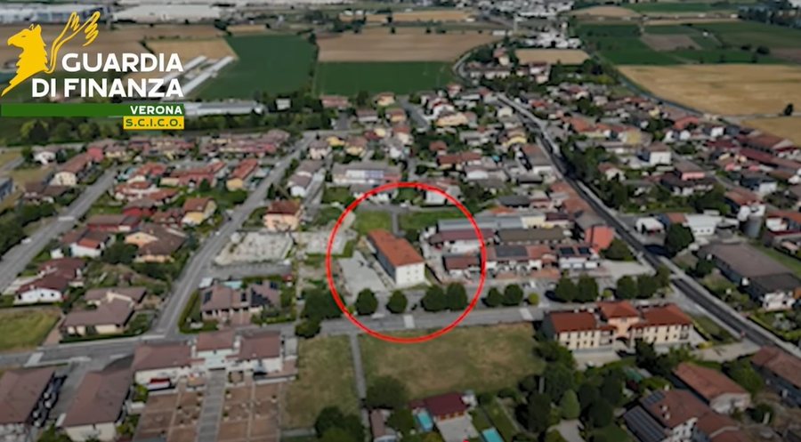 Nga eurot cash te pronat, Guardia Di Finanza publikon pamjet e sekuestrimit të pasurive të Suel e Mario Çelës