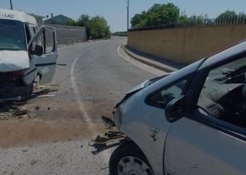 Përplasen dy automjete në Kurbin/ Tre të lënduar, njëri prej tyre me plagë të rënda