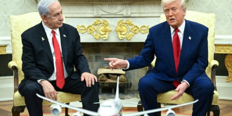 Trump pret Netanyahun për të biseduar për armëpushimin në Gazë