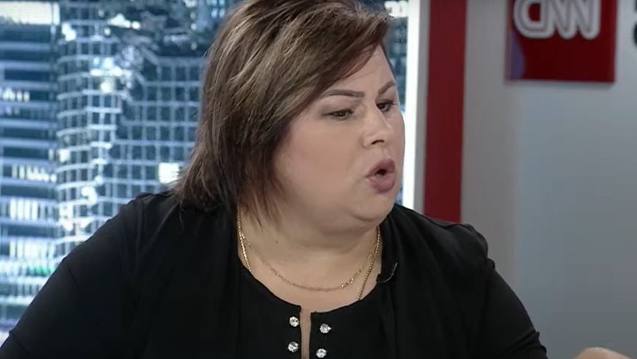 Përplasjet Lapaj-Shabani, Elena Kocaqi: Politika shqiptare vuan nga mungesa e burrërisë