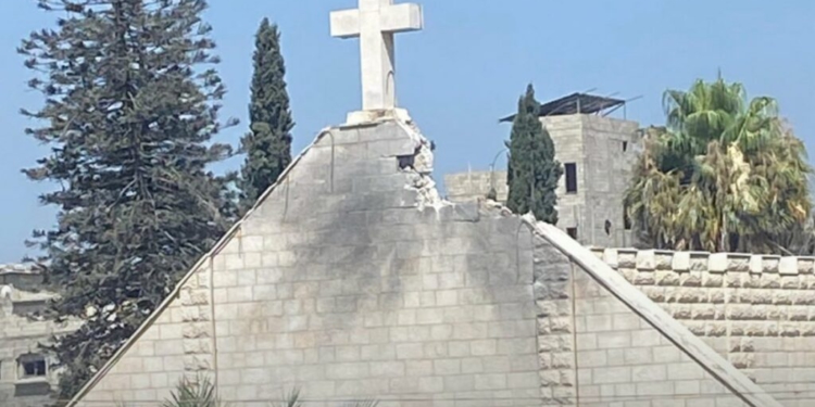 Izraeli bombardon Kishën Katolike në Gaza, Meloni e ashpër: Prej muajsh po sulmohen civilët! Kjo është e papranueshme