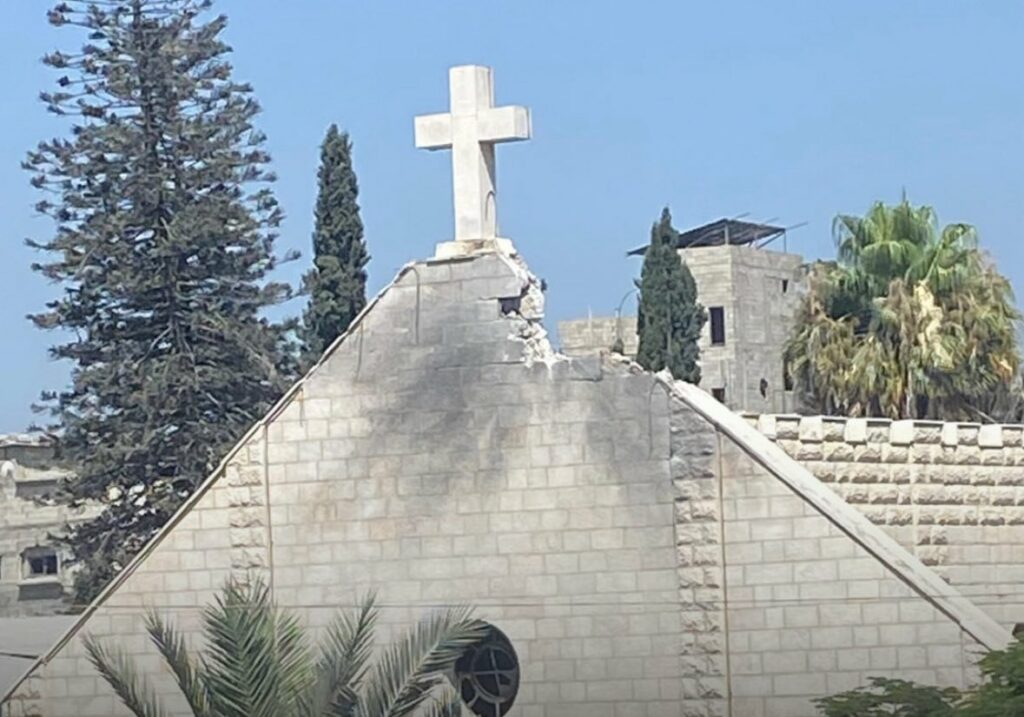 Izraeli bombardon Kishën Katolike në Gaza, Meloni e ashpër: Prej muajsh po sulmohen civilët! Kjo është e papranueshme
