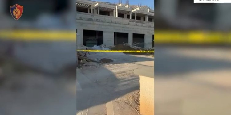Hodhi inertet e ndërtimit në plazh, arrestohet inxhinieri në Dhërmi