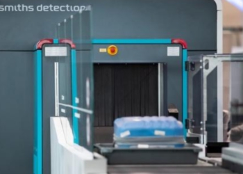 Lajm i mirë për udhëtarët në aeroportet italiane, rikthehet lejimi i lëngjeve pa kufizim në bagazhin e dorës