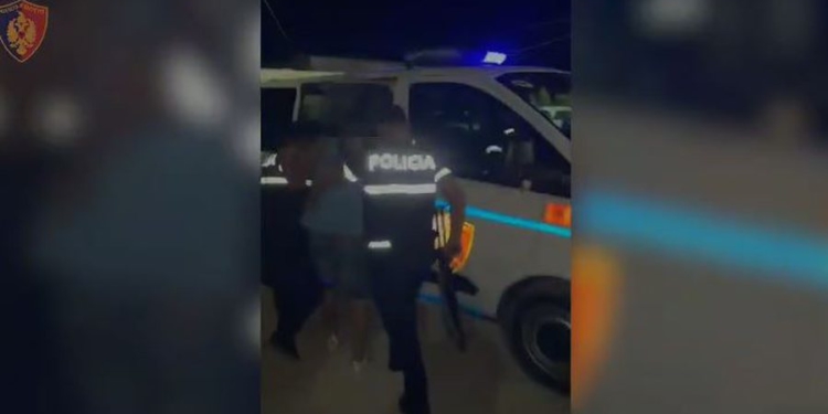 Hyri për të vjedhur një banesë, policia arreston në flagrancë 43-vjeçarin në Lushnjë