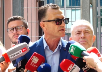 A pati kontrolle blic në qelinë e Metës? Përgjigjet avokati, zbulon takimet e ish-Presidentit në paraburgim