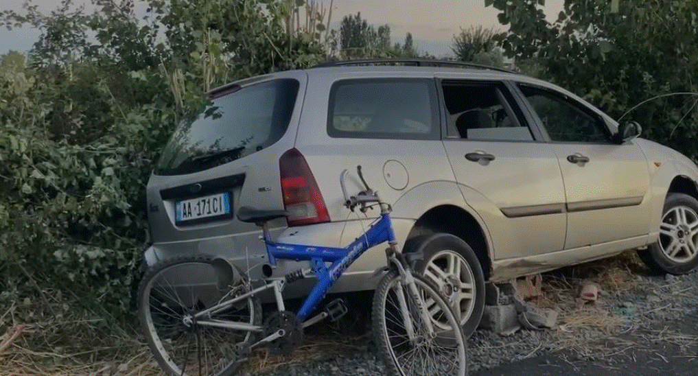 Aksident në Lezhë, makina përplas të miturin, transportohet te “Trauma”