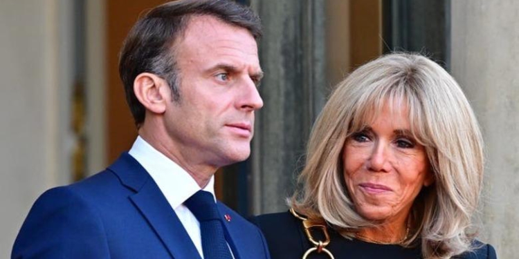 “Sulme për të rritur audiencën”, Macron dhe bashkëshortja e tij padisin për shpifje komentatoren amerikane Candace Owens