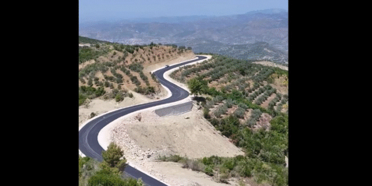 Punimet për ndërtimin e rrugës Berat-Ballaban, Rama: Afron dy qytetet e UNESCO-s dhe forcon lidhjen turistike
