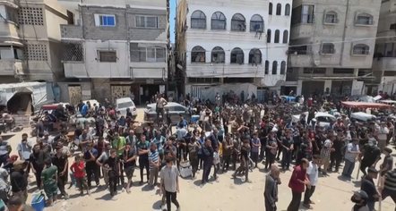 Bombardohen kafene, shkolla e spitale. Trump kërkon paqe, Netanyahu intensifikon sulmet në Gaza