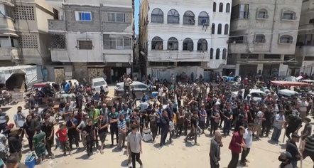 Bombardohen kafene, shkolla e spitale. Trump kërkon paqe, Netanyahu intensifikon sulmet në Gaza