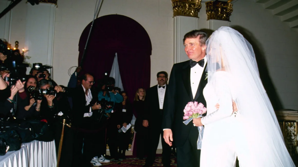 Epstein, edhe në dasmën e Trump/ CNN nxjerr pamjet, acarohet Presidenti: Po bëni shaka?!