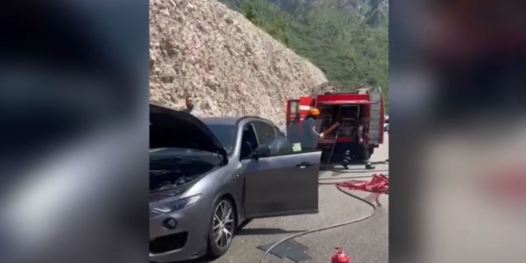 “Maserati” shpërthen në flakë gjatë daljes nga tuneli i Skërficës, vetëm dëme materiale (FOTO)
