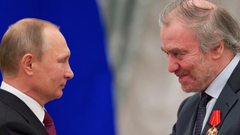 Italia anulon koncertin e planifikuar të dirigjentit rus për shkak të lidhjeve të ngushta me Vladimir Putin