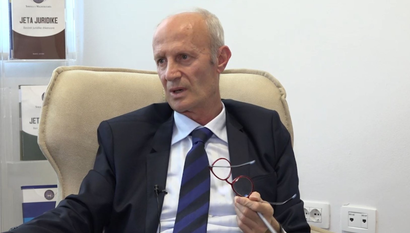 Kodi i ri Penal, Arben Rakipi: Lirim me kusht i të dënuarve me burgim të përjetshëm