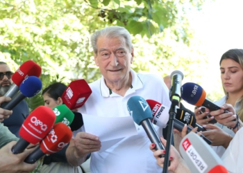 Berisha e kalon personale me gjyqtaren Irena Gjoka: I mori burrin dhe pastaj 60 milionë borxh