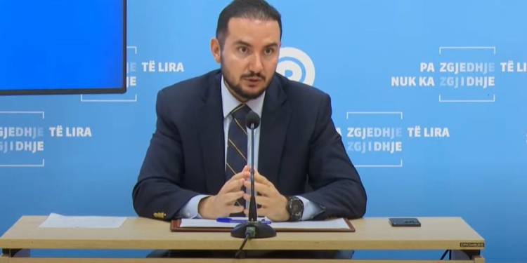 Salianji flet pasi la qelitë e Fierit: Zgjedhjet e 11 majit, farsë! PD duhet të gjejë zgjidhje të largojë Ramën