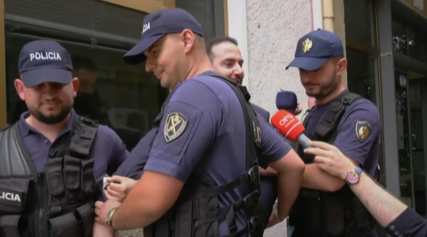 U lirua nga qelia pas 10 muajsh në burg, Ervin Salianji del nga gjykata, ja çfarë deklaroi për mediat