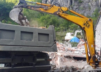Nis pastrimi i mbetjeve inerte në Theth, Rama bën bilancin e aksionit: U shembën mbi 100 ngrehina pa leje