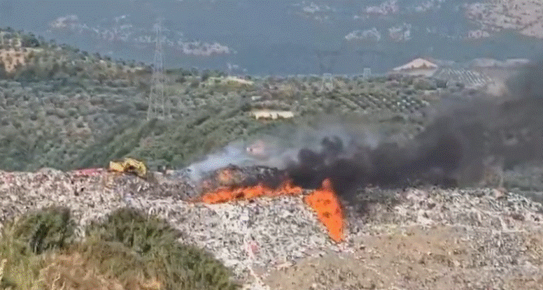 Merr flakë fusha e mbetjeve në inceneratorin e Elbasanit, forcat zjarrfikëse mbërrijnë në vendngjarje 