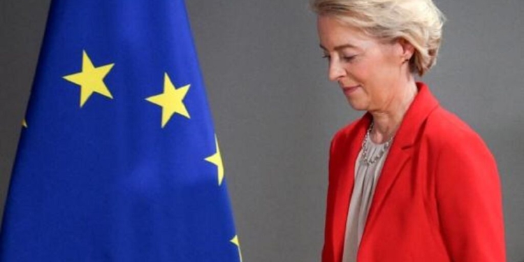A fshihet Moska pas mocionit të mosbesimit ndaj Von der Leyen?