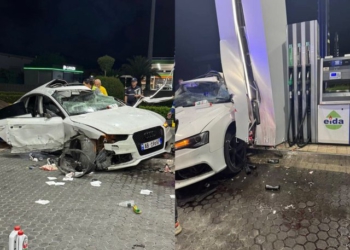 Aksident i rëndë në “Tiranë-Durrës”, humb jetën 19-vjeçari, dy adoleshentë të plagosur