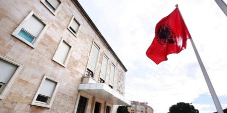 Drafti ligjor/ ERE, ERRU, AKEP nga agjenci të pavarura në autonome, qeveria: Analizë çdo institucioni