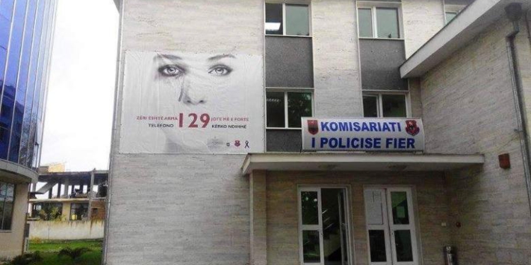 Motra denoncon humbjen pa gjurmë të 44-vjeçarit në Fier, për herë të fundit u pa duke dalë nga banesa e saj tre ditë më parë