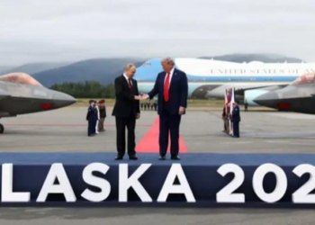 Putini, shtrëngim duarsh ‘dominues’ mbi Trumpin