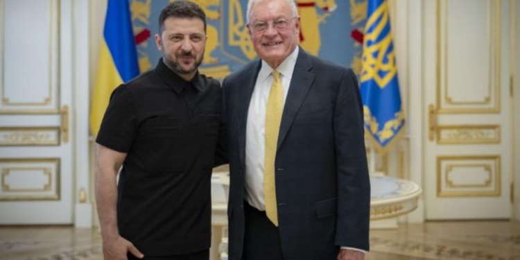 Ukraina feston ditën e Pavarësisë, i dërguari i Trump mbërrin në Kiev! SHBA bllokon raketat me rreze të gjatë veprimi kundër Rusisë