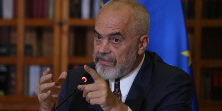 Kritikat ndaj gjykatësve, Rama i përgjigjet KLGJ-së: Të mos harxhojë kohën për të gjykuar se si e bëj unë punën!