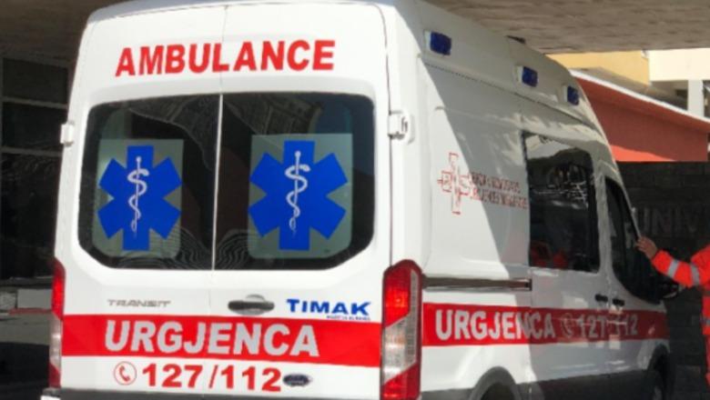 I riu përplas me makinë të miturën në Ballsh, 7-vjeçarja dërgohet në spital