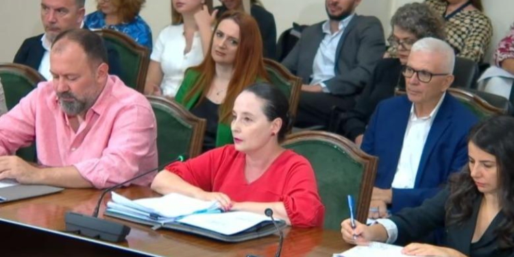 Mblidhet Komisioni për Çështjet Europiane, opozita bojtokon: Mbledhja jashtë sesionit parlamentar, antikushtetuese