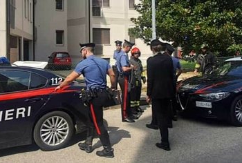 Tronditet Italia, tre të ekzekutuar me plumb në kokë dhe një në gjendje të rëndë në Napoli