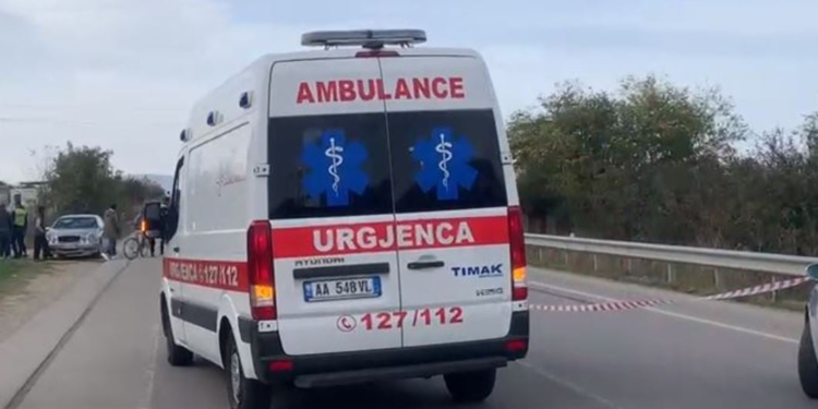 Aksident në aksin “Shkodër-Velipojë”! 20-vjeçari humb kontrollin e mjetit, 3 të plagosur