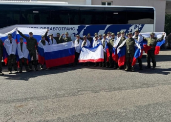 Sot samiti Trump-Putin, Kievi dhe Moska shkëmbejnë dhjetëra të burgosur lufte