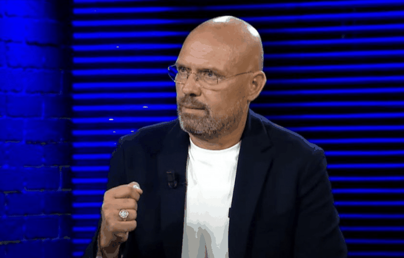 Manjani: Për majmunët që duan t’i dënojnë shqiptarët për tradhti ndaj atdheut