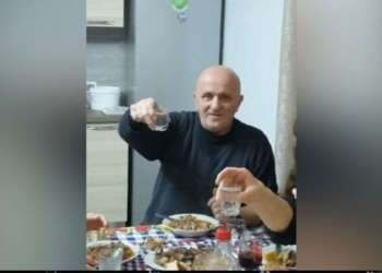 Detaje nga vrasja e Frrok Lleshajt në Vaun e Dejës: Autori e qëlloi nga afër me pistoletë, dyshohet se u arratis me motorçikletë