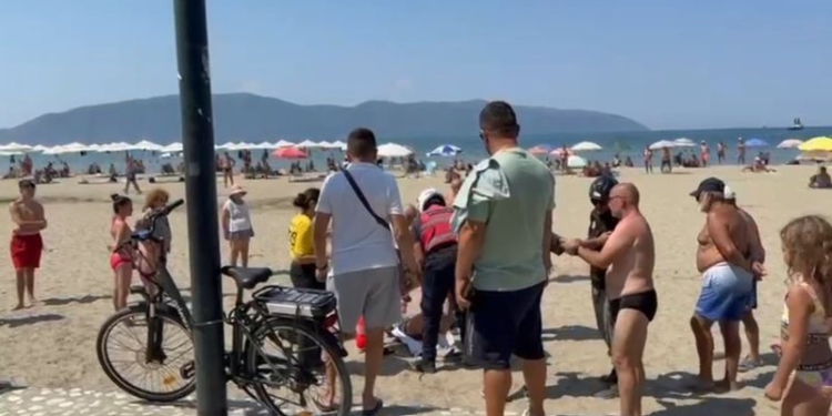 Turistja rrëzohet nga parashuta, transportohet në spitalin e Vlorës