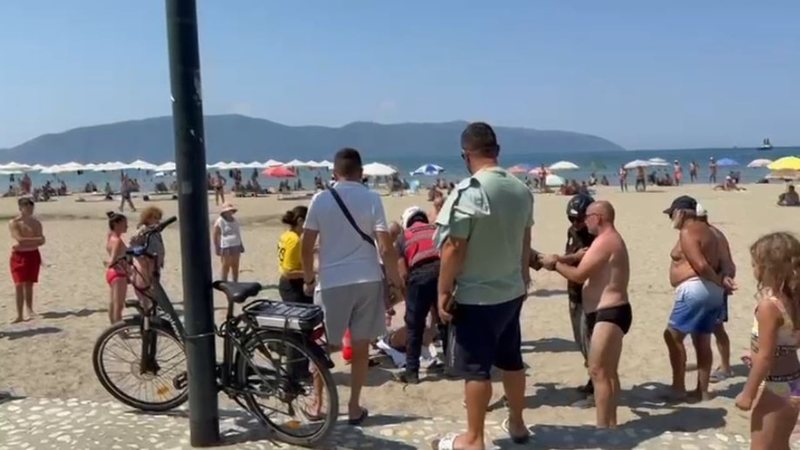 Turistja rrëzohet nga parashuta, transportohet në spitalin e Vlorës