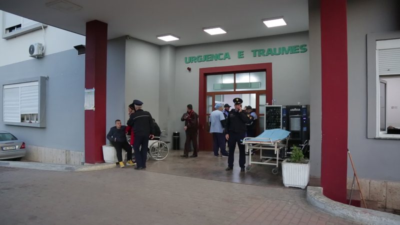I shpëtoi aksidentit tragjik ku vdiqën dy motrat në Sarandë, ja si është gjendja shëndetësore e 24-vjeçares