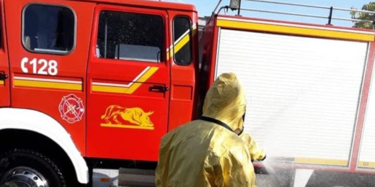 Avancon zjarri në Delvinë, kërcënon sërish depozitat e gazit