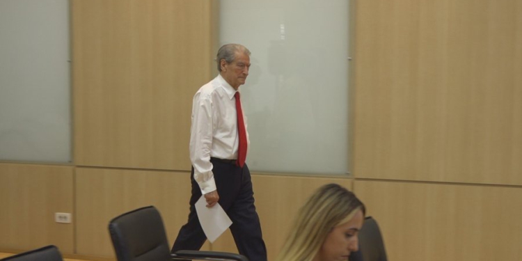 Nga partia te “non grata”, si ndryshoi kontrata e lobimit të PD në SHBA