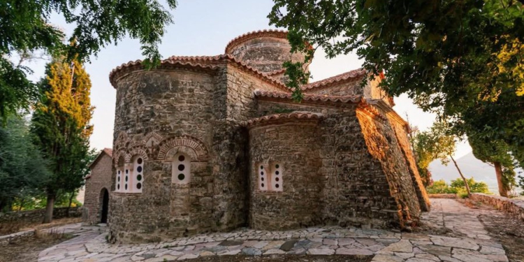 Nga qyteti antik i Adrianopolit në Sofratikë, Rama promovon destinacionet turistike të Dropullit