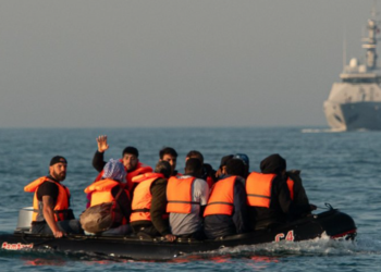 Marrëveshja e re e emigracionit, azilkërkuesit nga Franca do lejohen të shkojnë në Britani për 3 muaj