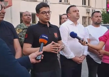 Situata alarmante me zjarret, Vengu: Po blejmë dy avionë! Ministri Hoxha: Janë shtuar zjarrvëniet e qëllimshme