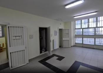 Arratisje spektakolare në Napoli, dy të burgosur çajnë murin dhe zhduken